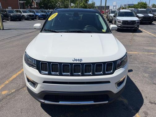 White Clearcoat 2019 Jeep Compass Limited