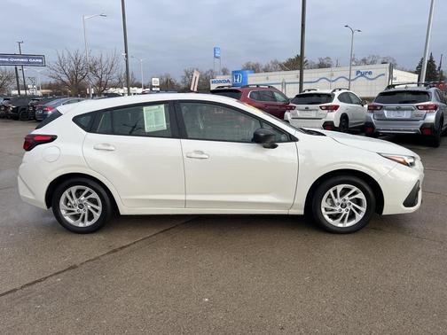 2025 Subaru Impreza Base