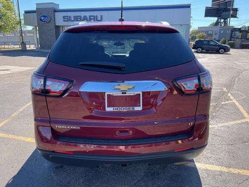 2017 Chevrolet Traverse 2LT