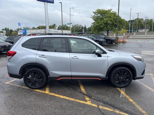2024 Subaru Forester Sport