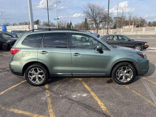 Jasmine Green Metallic 2017 Subaru Forester 2.5i Touring