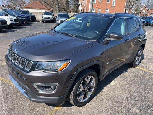 Granite Crystal Clearcoat Metallic 2019 Jeep Compass Limited