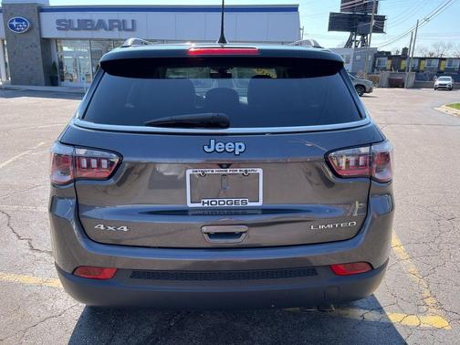 Granite Crystal Clearcoat Metallic 2019 Jeep Compass Limited