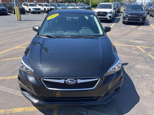 2019 Subaru Impreza 2.0i