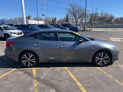 Gun Metallic 2018 Nissan Maxima 3.5 SV
