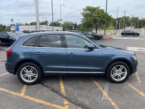 2017 Audi Q5 2.0T Premium Plus