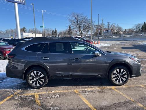 2024 Subaru Outback Touring
