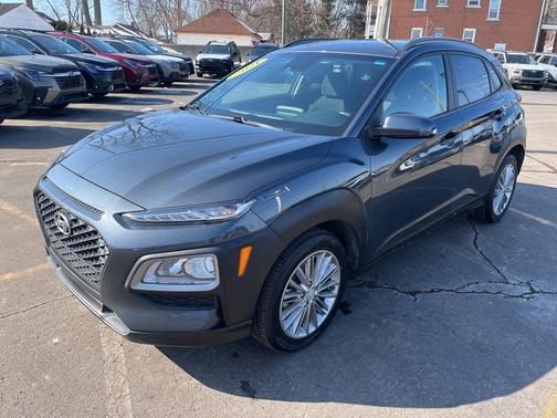 2021 Hyundai KONA SEL