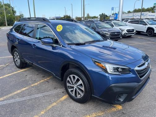 2022 Subaru Outback Premium