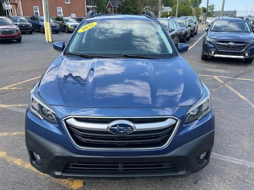 2022 Subaru Outback Premium