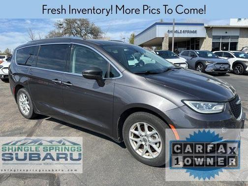 2021 Chrysler Pacifica Touring-L