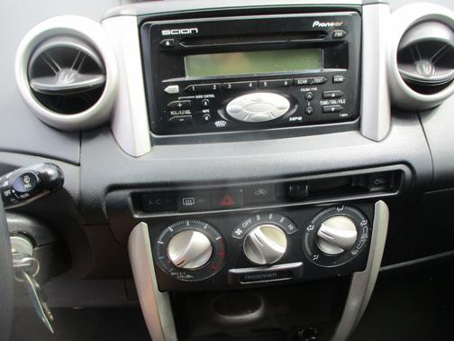 2005 Scion xA Base
