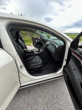 PERAL WHITE 2012 Buick LaCrosse Leather