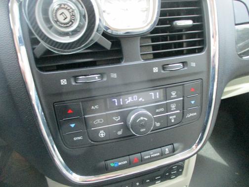 2012 Chrysler Town & Country Touring-L