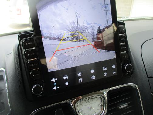 2012 Chrysler Town & Country Touring-L