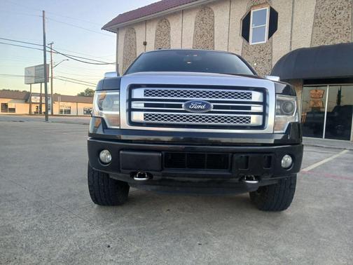 Tuxedo Black Metallic 2014 Ford F-150 Platinum