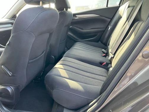2018 Mazda Mazda6 Sport