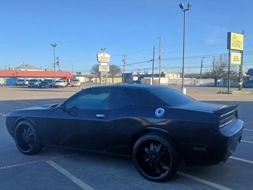2014 Dodge Challenger SXT
