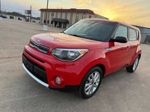 2017 Kia Soul +