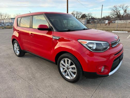 2017 Kia Soul +