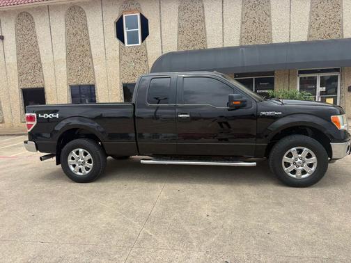 Tuxedo Black Metallic 2014 Ford F-150 XLT