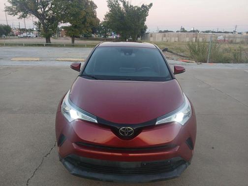 2018 Toyota C-HR XLE Premium