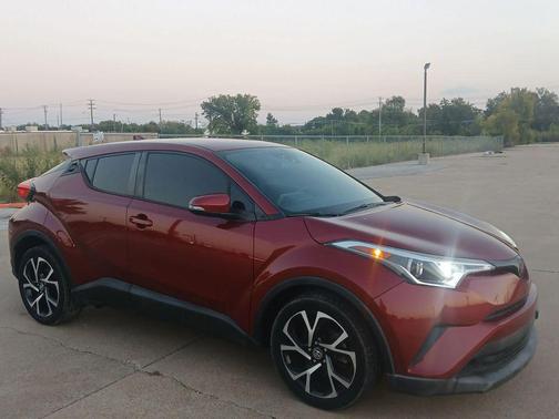 2018 Toyota C-HR XLE Premium
