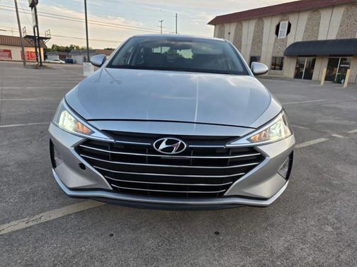 Symphony Silver 2019 Hyundai ELANTRA SEL