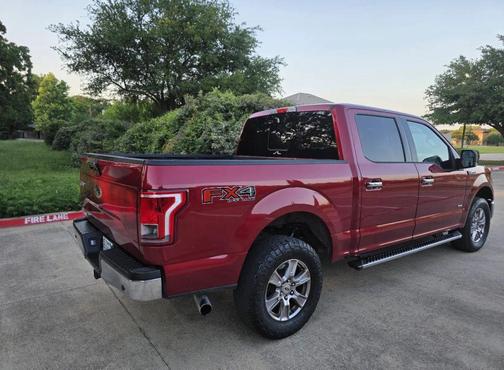 Red 2016 Ford F-150 XLT