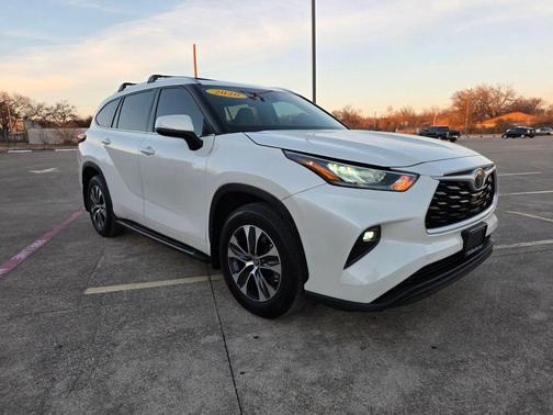 2020 Toyota Highlander XLE