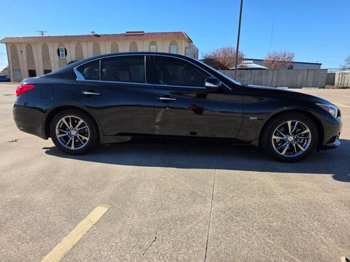 2017 INFINITI Q50 3.0t Signature Edition