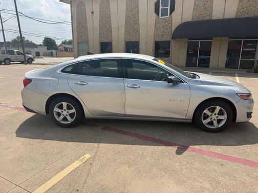 Shadow Gray Metallic 2020 Chevrolet Malibu 1LS