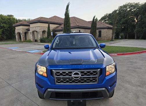 Bluestone Pearl 2024 Nissan Frontier SV
