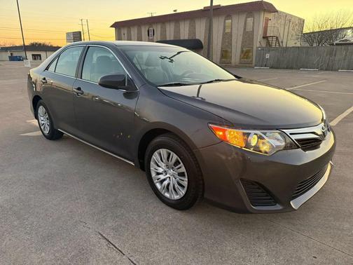 2013 Toyota Camry LE