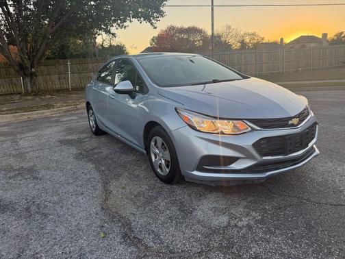 2017 Chevrolet Cruze LS