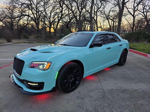 2011 Chrysler 300C Base