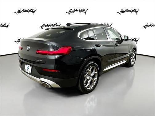 2024 BMW X4 xDrive30i