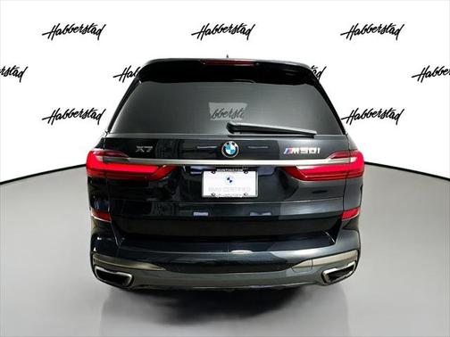 2022 BMW X7 M50i