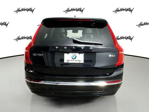 2024 Volvo XC90 B6 Ultimate Bright Theme 6-Seater