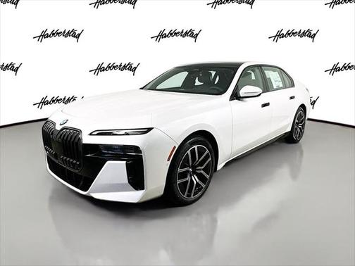 2025 BMW 740 i xDrive