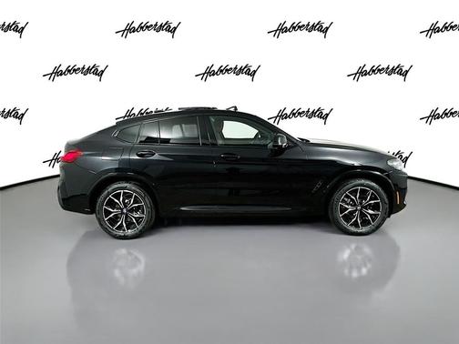 2025 BMW X4 xDrive30i