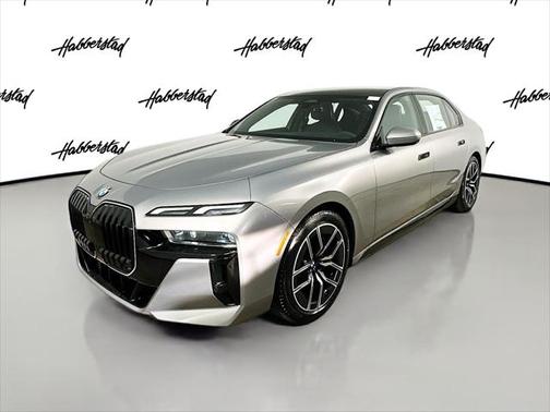 2025 BMW 740 i xDrive
