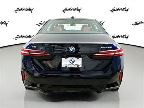 2025 BMW i5 eDrive40