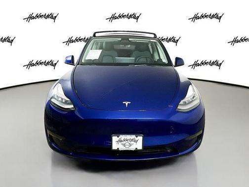 2022 Tesla Model Y Long Range Dual Motor All-Wheel Drive