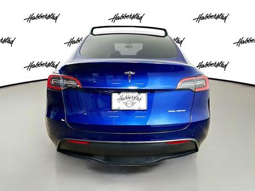 2022 Tesla Model Y Long Range Dual Motor All-Wheel Drive