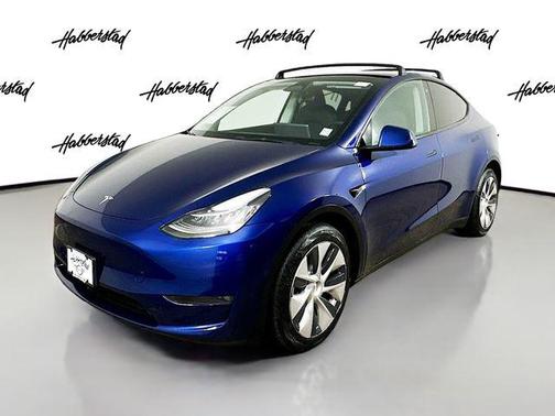 2022 Tesla Model Y Long Range Dual Motor All-Wheel Drive