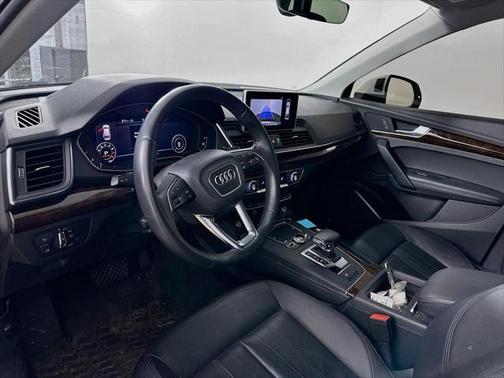 2019 Audi Q5 2.0T Premium Plus