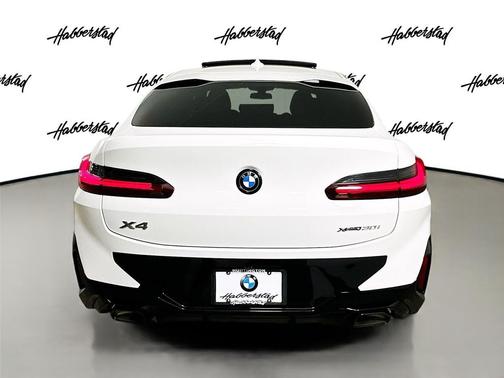 2025 BMW X4 xDrive30i