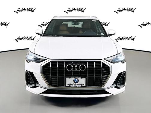 2022 Audi Q3 45 S line Premium