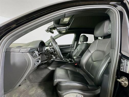 2023 Porsche Macan S
